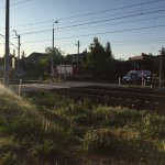 Galerie - Wypadek: Samochód osobowy wjechał pod pociąg