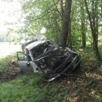 Galerie - Samochód BMW wypadł z drogi