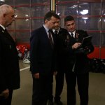 Spotkanie w Centralnej Szkole PSP szefa MSWiA z funkcjonariuszami pełniącymi służbę w Święta Bożego Narodzenia