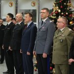Spotkanie w Centralnej Szkole PSP szefa MSWiA z funkcjonariuszami pełniącymi służbę w Święta Bożego Narodzenia