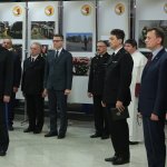 Spotkanie w Centralnej Szkole PSP szefa MSWiA z funkcjonariuszami pełniącymi służbę w Święta Bożego Narodzenia
