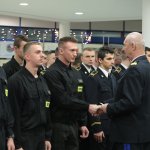 Spotkanie w Centralnej Szkole PSP szefa MSWiA z funkcjonariuszami pełniącymi służbę w Święta Bożego Narodzenia