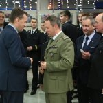 Spotkanie w Centralnej Szkole PSP szefa MSWiA z funkcjonariuszami pełniącymi służbę w Święta Bożego Narodzenia