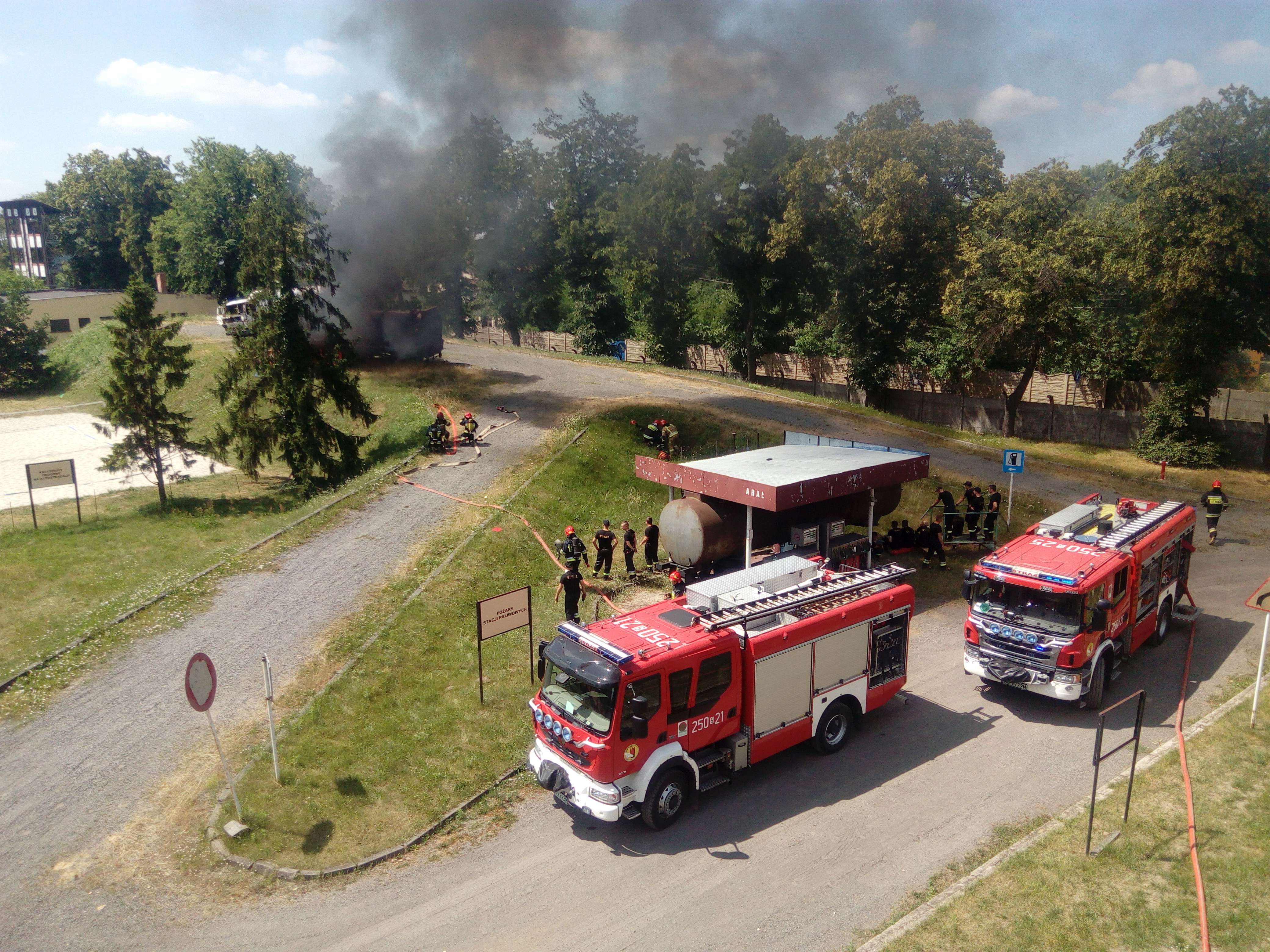 Manewry gaśnicze z taktyki zwalczania pożarów