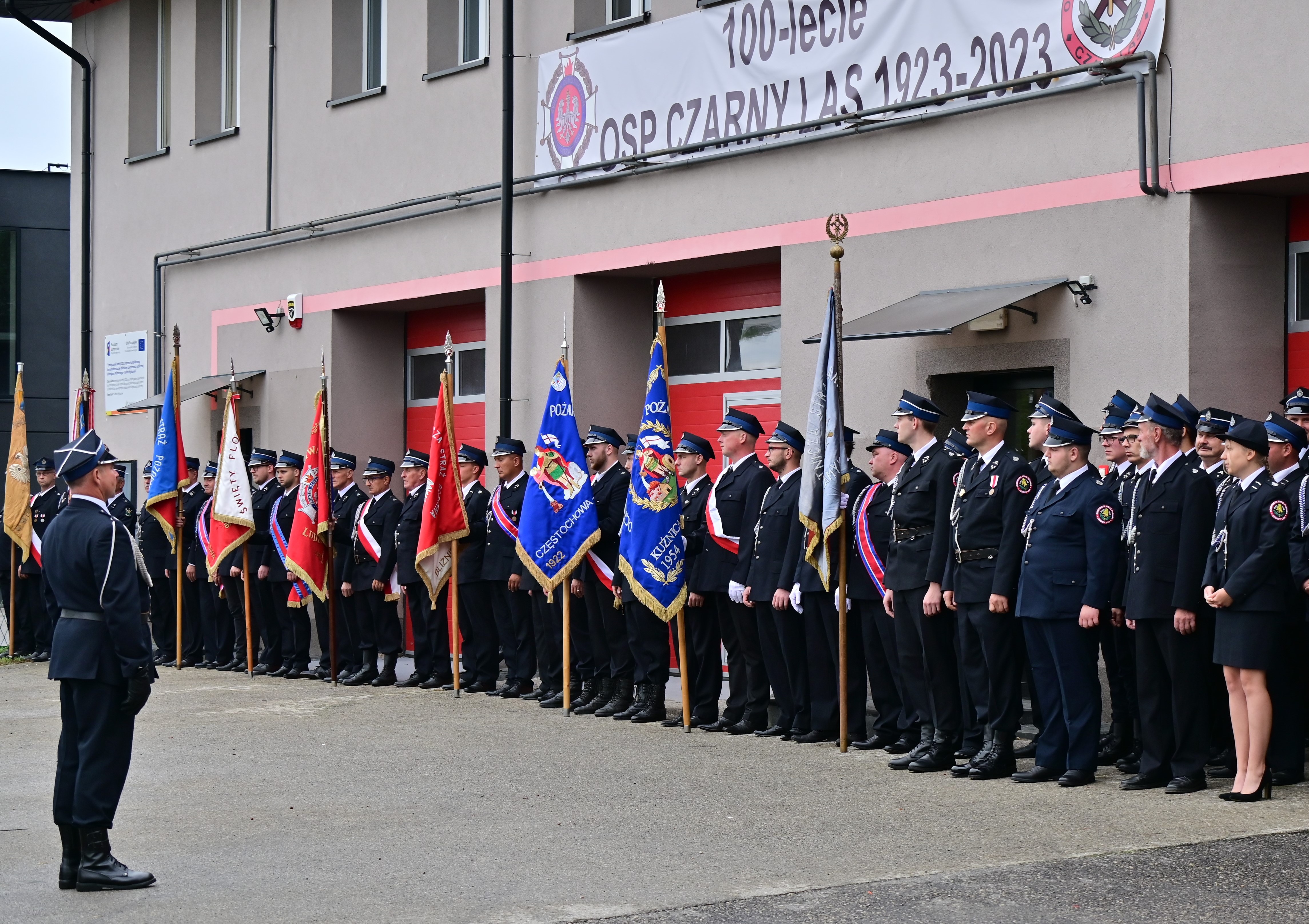 Uroczystości jubileuszu 100-lecia Ochotniczej Straży Pożarnej w Czarnym Lesie