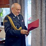 Uroczyste ślubowanie strażaka Piotra Suchańskiego